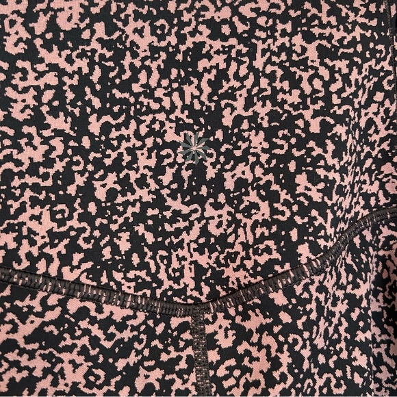 Athleta Salutation Stash Pocket Gravel II 7/8 Tight in Mineral Brown, Size Small - Picture 8 of 10